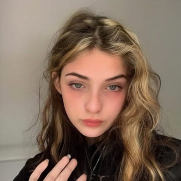 Ảnh đại diện Phương Linh